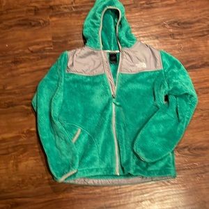 The North Face Girls XL (18) green fleece zip up. Hooded jacket.
